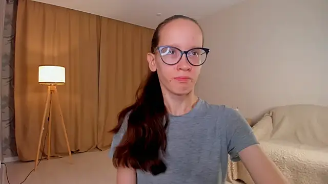 Snapshot of BettyBrowni chatting on October 14, 2025, 4:07 pm BettyBrowni online show from October 14, 2025, 4:07 pm