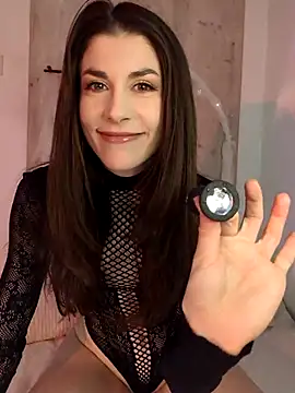 Snapshot of Aisha_Moretti chatting on October 23, 2025, 3:00 pm Aisha Moretti online show from October 23, 2025, 3:00 pm