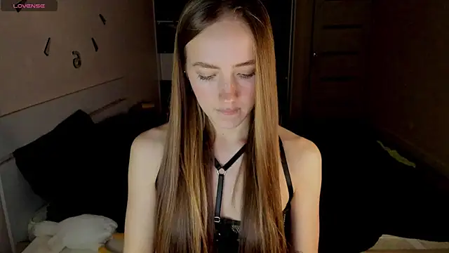 mollyhottestt online show from January 13, 2025, 3:26 pm