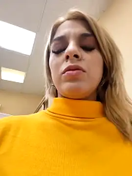 Snapshot of Unforgettable_ket chatting on December 15, 2025, 9:59 am Unforgettable ket online show from December 15, 2025, 9:59 am