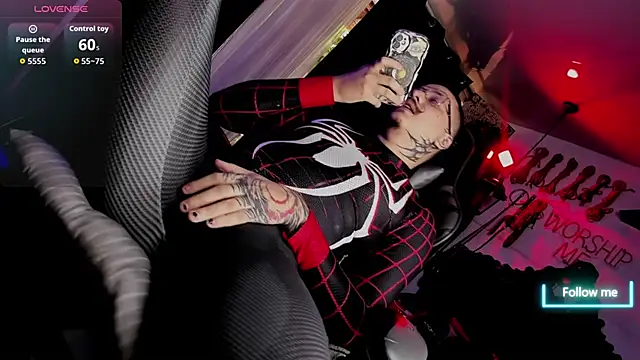 Snapshot of allanhurtss chatting on October 18, 2025, 5:15 pm allanhurtss online show from October 18, 2025, 5:15 pm