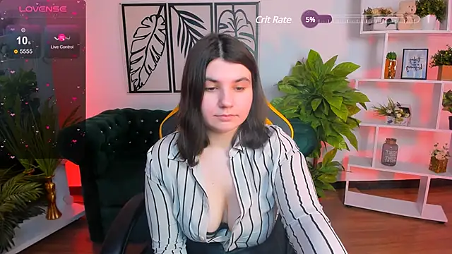 Viola  Shy online show from February 20, 2025, 12:30 am