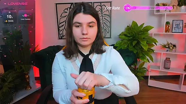 Viola  Shy online show from March 11, 2025, 9:37 pm