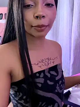 Lenakirbys online show from October 6, 2025, 10:32 pm