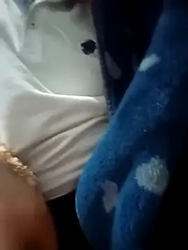 Snapshot of fullyhardy chatting on December 24, 2024, 6:17 pm fullyhardy online show from December 24, 2024, 6:17 pm