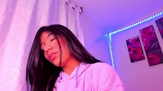 Alissarhys26 online show from March 3, 2025, 3:27 am