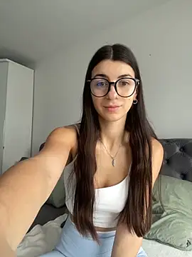 Wildberry  online show from February 12, 2026, 8:25 am