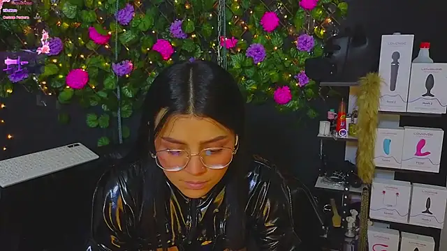 Sweett Mollyy online show from April 25, 2026, 12:13 am