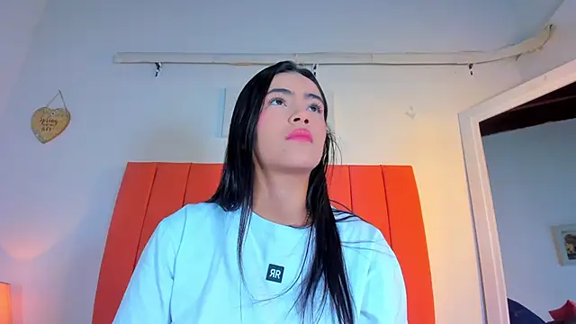 valen rose0 online show from November 28, 2025, 12:16 pm