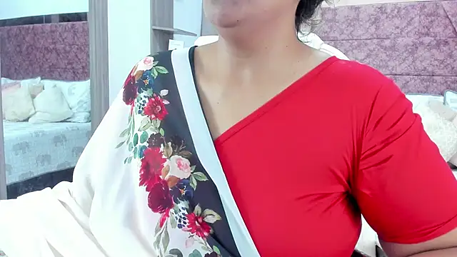  Lakshmi hotx online show from February 25, 2025, 11:54 am