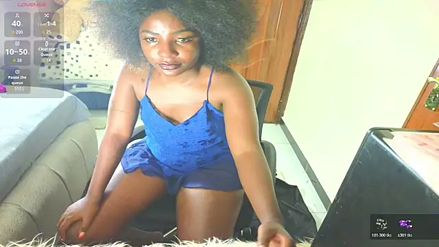 Snapshot of Sexxy_mariana chatting on May 19, 2026, 12:04 am Sexxy mariana online show from May 19, 2026, 12:04 am