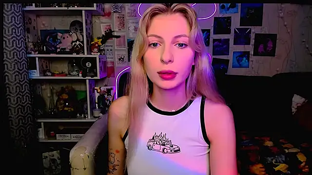 Snapshot of Maria_Hunt chatting on December 19, 2024, 3:40 am Maria Hunt online show from December 19, 2024, 3:40 am