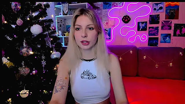 Snapshot of Maria_Hunt chatting on December 30, 2024, 3:58 am Maria Hunt online show from December 30, 2024, 3:58 am