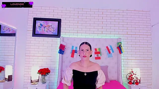 Snapshot of Coco_Balenciaga_ chatting on June 22, 2026, 11:40 am Coco Balenciaga online show from June 22, 2026, 11:40 am