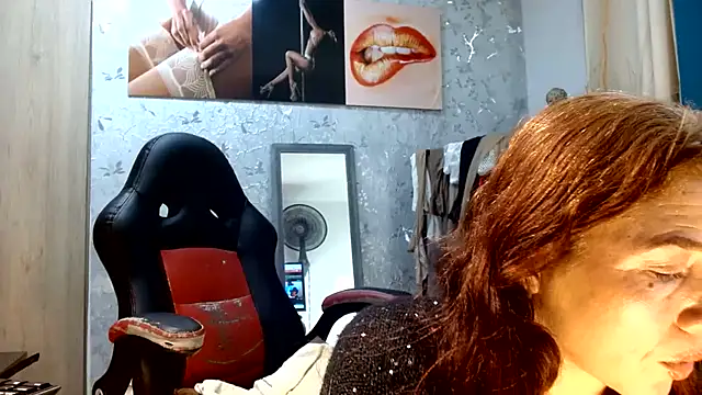 Snapshot of Samantabrown_ chatting on July 23, 2026, 11:18 am Samantabrown online show from July 23, 2026, 11:18 am