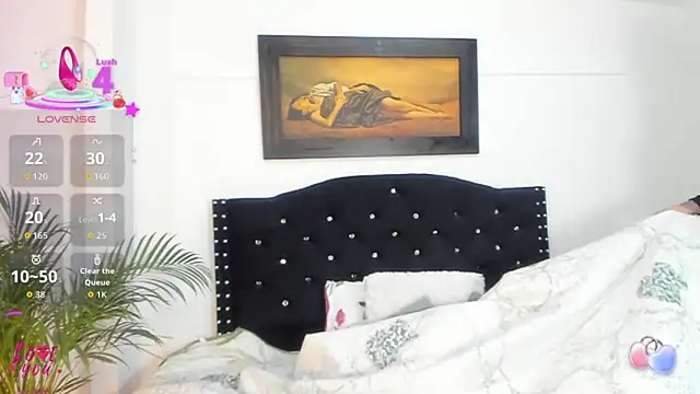 Alexandra Torress online show from December 22, 2025, 1:17 am