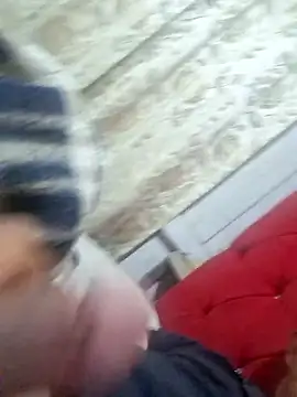 thiagop1050 online show from January 19, 2026, 2:26 am