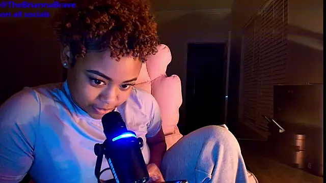 Snapshot of BriannaBrave chatting on April 18, 2026, 4:15 am BriannaBrave online show from April 18, 2026, 4:15 am