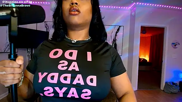 Snapshot of BriannaBrave chatting on February 28, 2026, 4:23 am BriannaBrave online show from February 28, 2026, 4:23 am