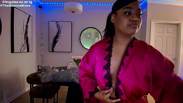 Snapshot of BriannaBrave chatting on March 8, 2026, 6:28 am BriannaBrave online show from March 8, 2026, 6:28 am