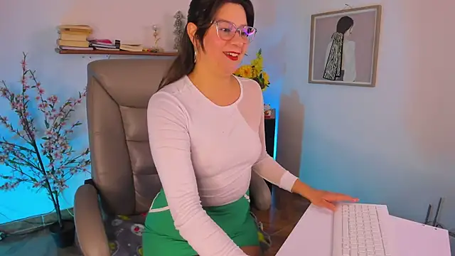 Snapshot of Chanelll_Taylorr_ chatting on July 5, 2026, 9:05 am Chanelll Taylorr online show from July 5, 2026, 9:05 am