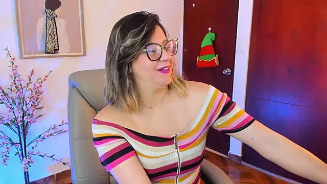 Snapshot of Chanelll_Taylorr_ chatting on November 22, 2025, 10:36 am Chanelll Taylorr online show from November 22, 2025, 10:36 am