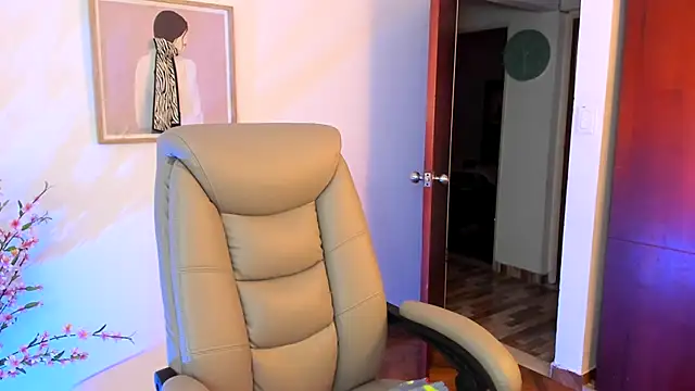 Snapshot of Chanelll_Taylorr_ chatting on November 9, 2025, 11:03 am Chanelll Taylorr online show from November 9, 2025, 11:03 am