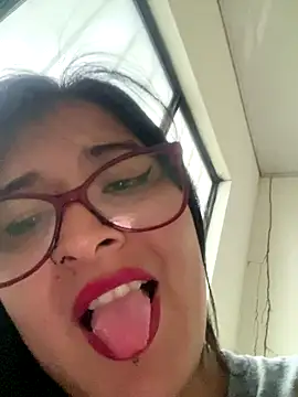 Snapshot of ZTahya chatting on October 21, 2025, 10:20 pm ZTahya online show from October 21, 2025, 10:20 pm