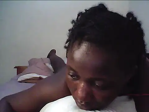 Snapshot of Adaline-Paris chatting on June 13, 2026, 11:08 am Adaline-Paris online show from June 13, 2026, 11:08 am