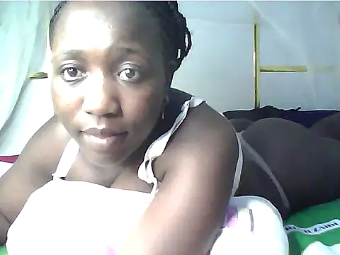 Snapshot of Adaline-Paris chatting on May 13, 2026, 9:38 am Adaline-Paris online show from May 13, 2026, 9:38 am