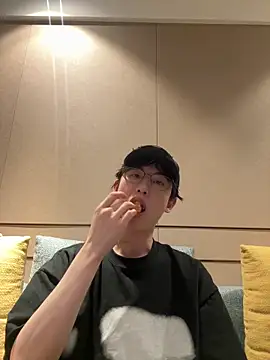 Snapshot of 1a1a1alll chatting on March 5, 2025, 2:45 pm 1a1a1alll online show from March 5, 2025, 2:45 pm