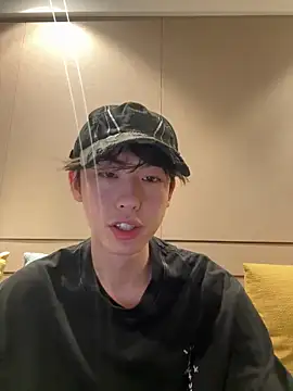 Snapshot of 1a1a1alll chatting on March 9, 2025, 2:43 pm 1a1a1alll online show from March 9, 2025, 2:43 pm