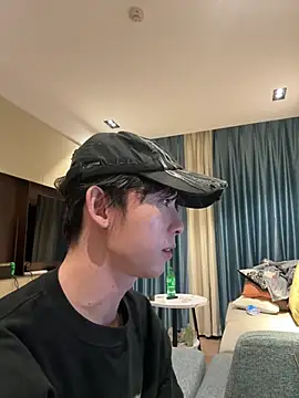 Snapshot of 1a1a1alll chatting on March 18, 2025, 4:39 pm 1a1a1alll online show from March 18, 2025, 4:39 pm