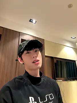 Snapshot of 1a1a1alll chatting on September 25, 2025, 2:56 pm 1a1a1alll online show from September 25, 2025, 2:56 pm