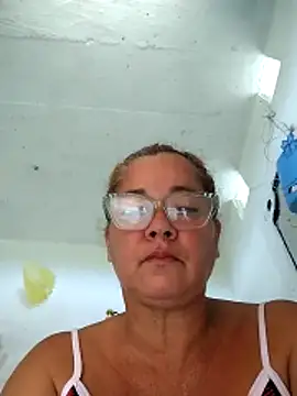 natally ross21 online show from April 25, 2026, 11:24 am