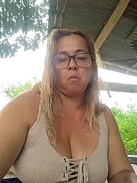 natally ross21 online show from May 4, 2026, 12:41 pm