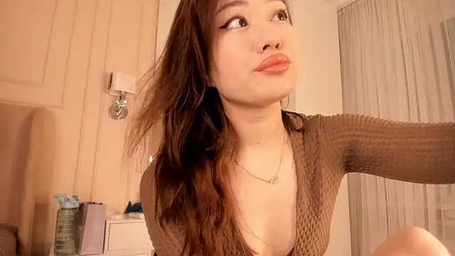 Snapshot of melissa_yamazaki chatting on October 31, 2025, 5:04 am melissa yamazaki online show from October 31, 2025, 5:04 am