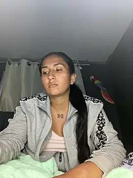 Snapshot of luna_asss chatting on May 15, 2026, 12:19 am luna asss online show from May 15, 2026, 12:19 am