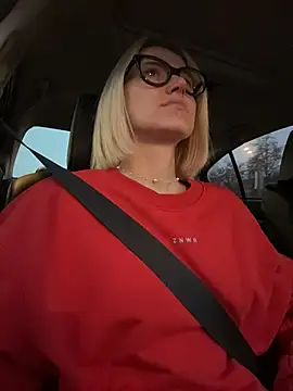 Snapshot of Sexy_Sweets chatting on November 10, 2025, 1:38 pm Sexy Sweets online show from November 10, 2025, 1:38 pm