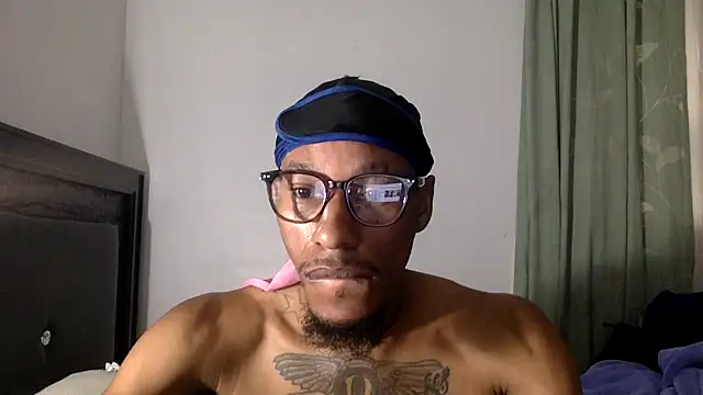 Snapshot of KingDerRico chatting on October 11, 2025, 3:13 pm KingDerRico online show from October 11, 2025, 3:13 pm