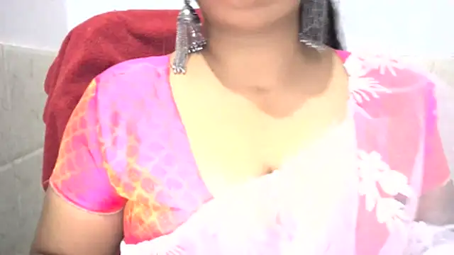 Snapshot of Gulaboo_bhabi chatting on April 12, 2026, 11:24 am Gulaboo bhabi online show from April 12, 2026, 11:24 am