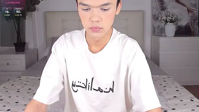 Felix Rey online show from March 18, 2026, 9:48 pm