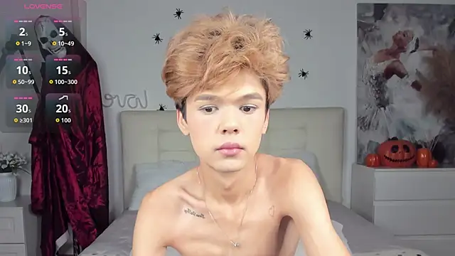 Snapshot of Felix_Rey chatting on October 23, 2025, 4:38 pm Felix Rey online show from October 23, 2025, 4:38 pm