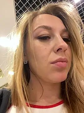 Sweet   Emily online show from October 14, 2025, 1:45 pm