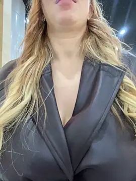 Sweet   Emily online show from February 7, 2025, 5:40 pm