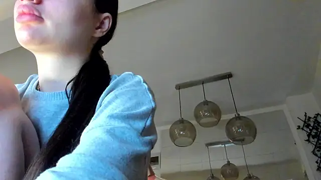 IreneVON online show from December 21, 2025, 4:25 am