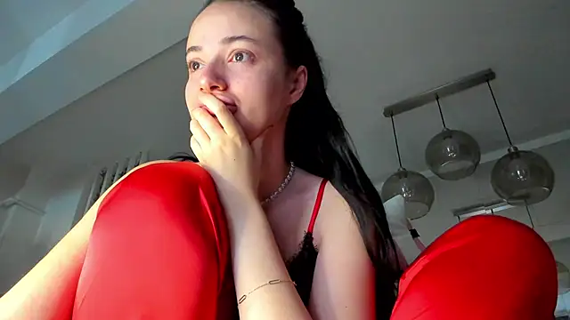 Snapshot of IreneVON chatting on October 10, 2025, 4:57 am IreneVON online show from October 10, 2025, 4:57 am