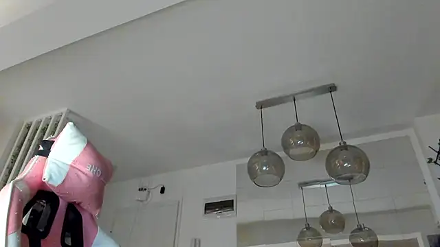 Snapshot of IreneVON chatting on November 4, 2025, 4:38 am IreneVON online show from November 4, 2025, 4:38 am