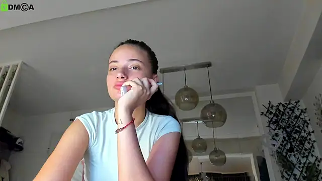 IreneVON online show from June 12, 2026, 3:26 am