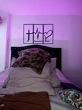 Snapshot of EimyParker_ chatting on November 27, 2025, 12:38 pm EimyParker online show from November 27, 2025, 12:38 pm